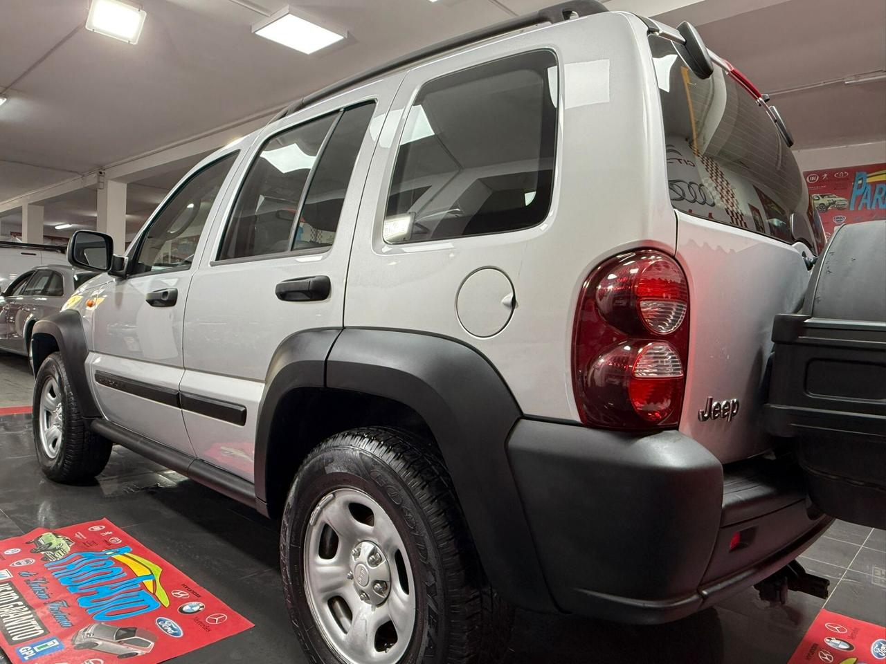 Jeep Cherokee 2.8 CRD 163cv Limited - 2007