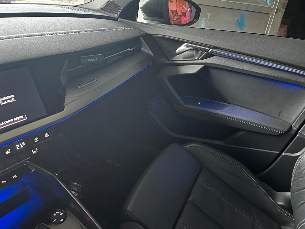 Audi A3 SPB 30 g-tron S tronic line edition FULL PELLE