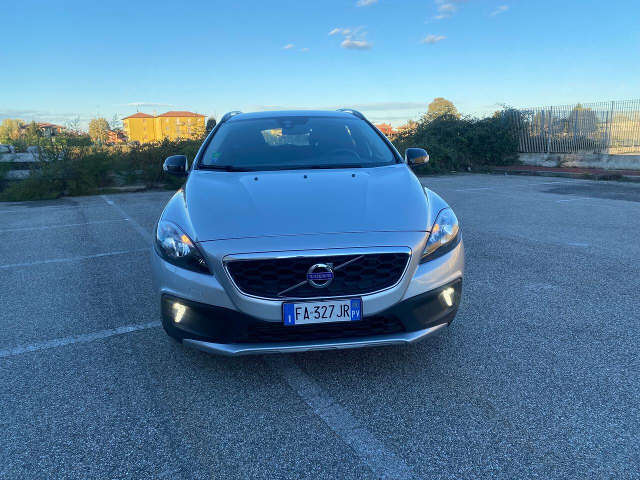 Volvo V40 Cross Country V40 Cross Country D2 Momentum KM CERTIFICATI VOLVO