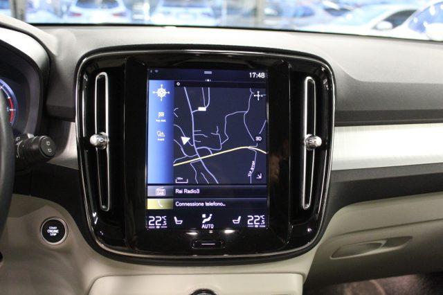 VOLVO XC40 2.0 D3 150 CV Momentum Pro Automatica