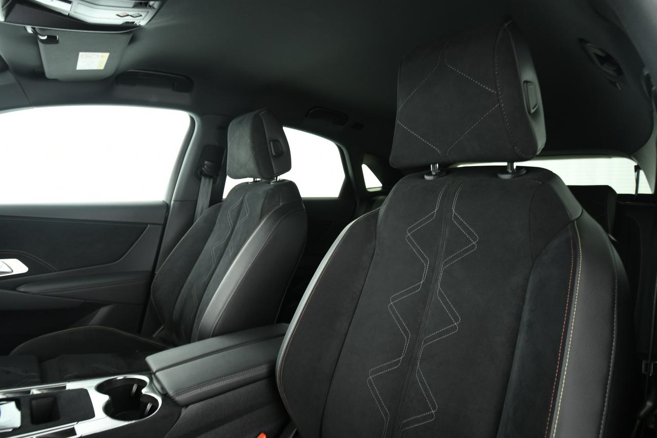 DS DS7 1.5 bluehdi Performance Line+ 130cv auto CAMERA+NEOPATENTATI