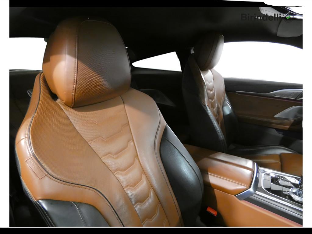 BMW Serie 8 (G15/F92) - 840i xDrive Coupé