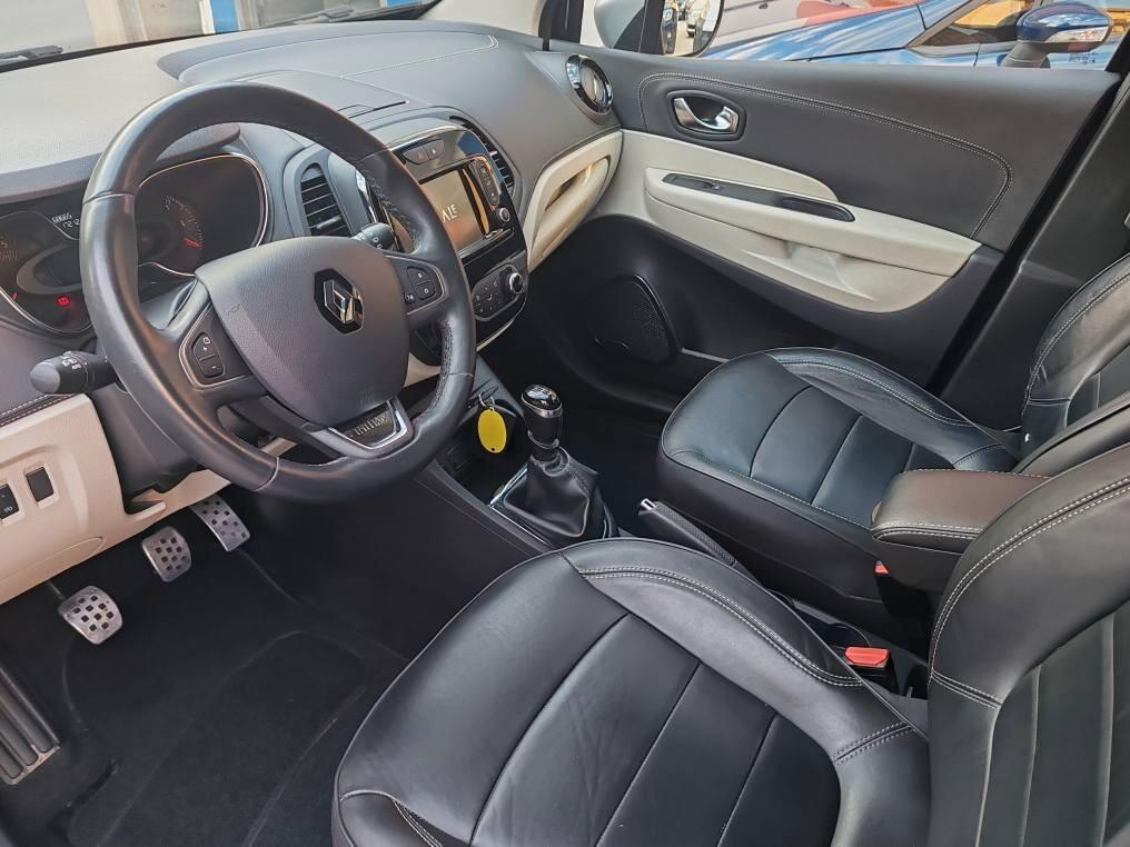Renault Captur dCi 8V 110 CV Start&Stop Energy Initiale Paris