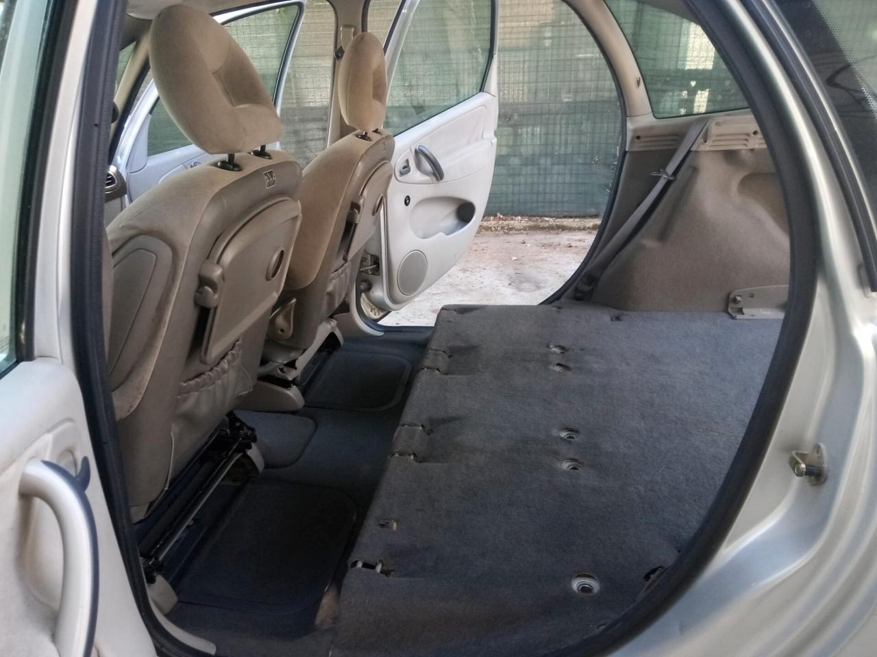 Citroen Xsara Picasso 2.0 HDi Elegance