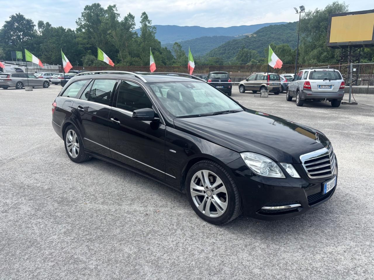 Mercedes-benz E 220 CDI BlueEFFICIENCY Avantgarde