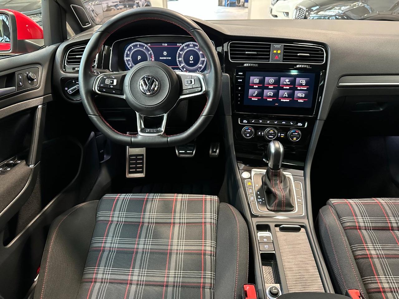 Volkswagen Golf GTI 2.0 tsi Performance DSG-LED-19"-Tetto-DCC-Dynaudio-FULL