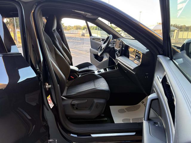 VOLKSWAGEN Tiguan 2.0 TDI 150 CV DSG R-Line Plus ''TOTAL BLACK''