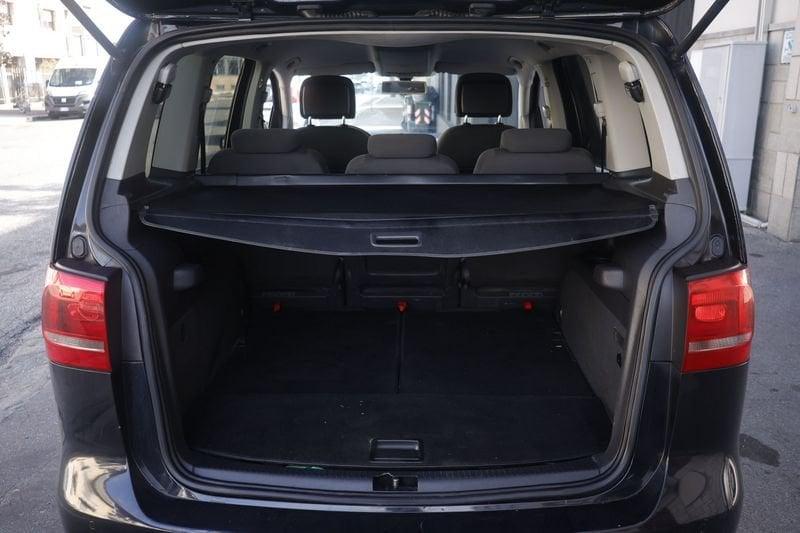 Volkswagen Touran Volkswagen Touran 1.6 tdi Comfortline Business 77KW ANNO 2012