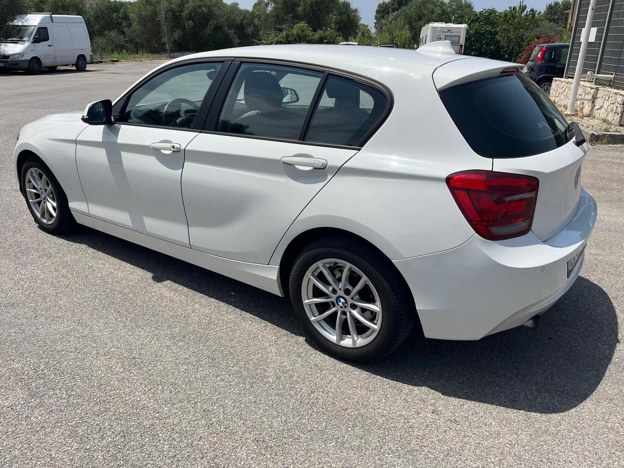Bmw 116 116d 5p. Sport OK NEOPATENTATI