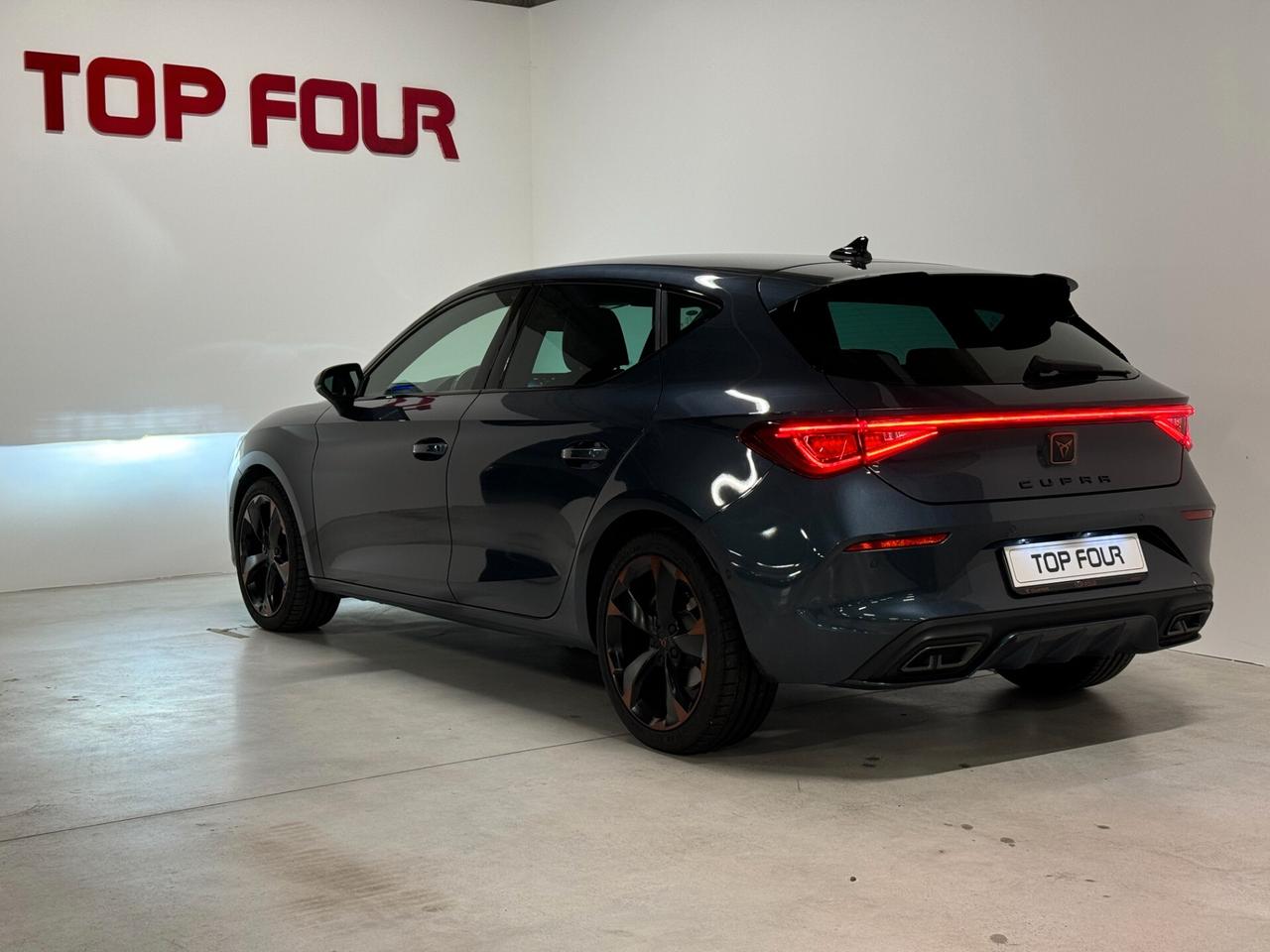 Cupra Leon 1.5 Hybrid 150 CV DSG
