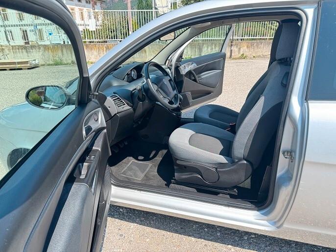 Lancia Ypsilon 1.2 Argento