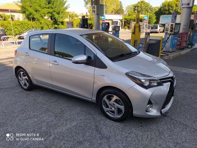 Toyota Yaris Yaris III 2015 5p 1.5h Active