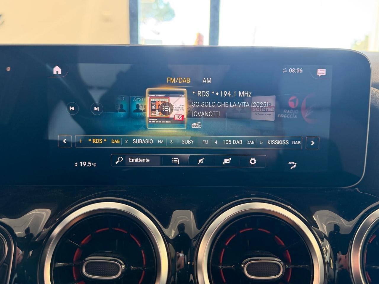 MERCEDES-BENZ CLASSE B180 SPORT 1.5 116CV PELLE NAVI CAM ANNO 2020