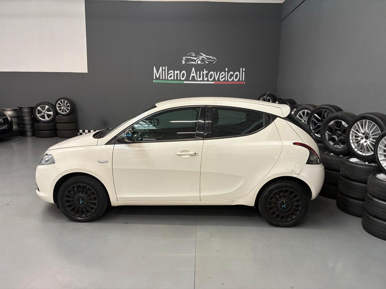 Lancia Ypsilon 1.2 69 CV 5 porte GPL Ecochic Elefantino