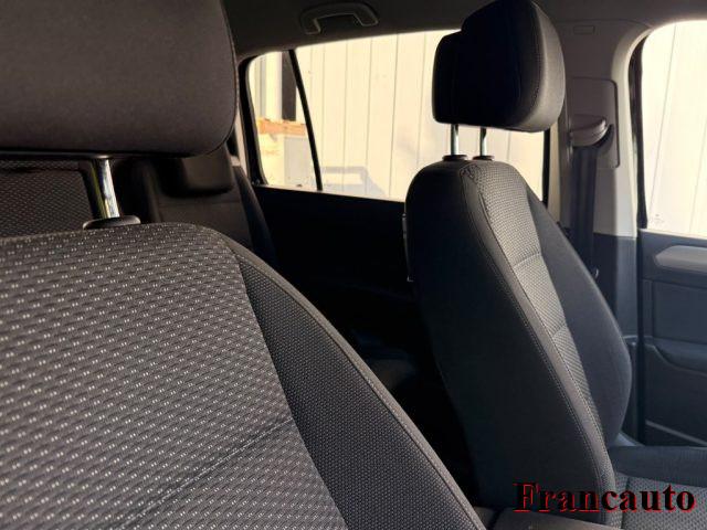 VOLKSWAGEN Touran 2.0 TDI 150 CV SCR DSG Executive BlueMotion Tech.