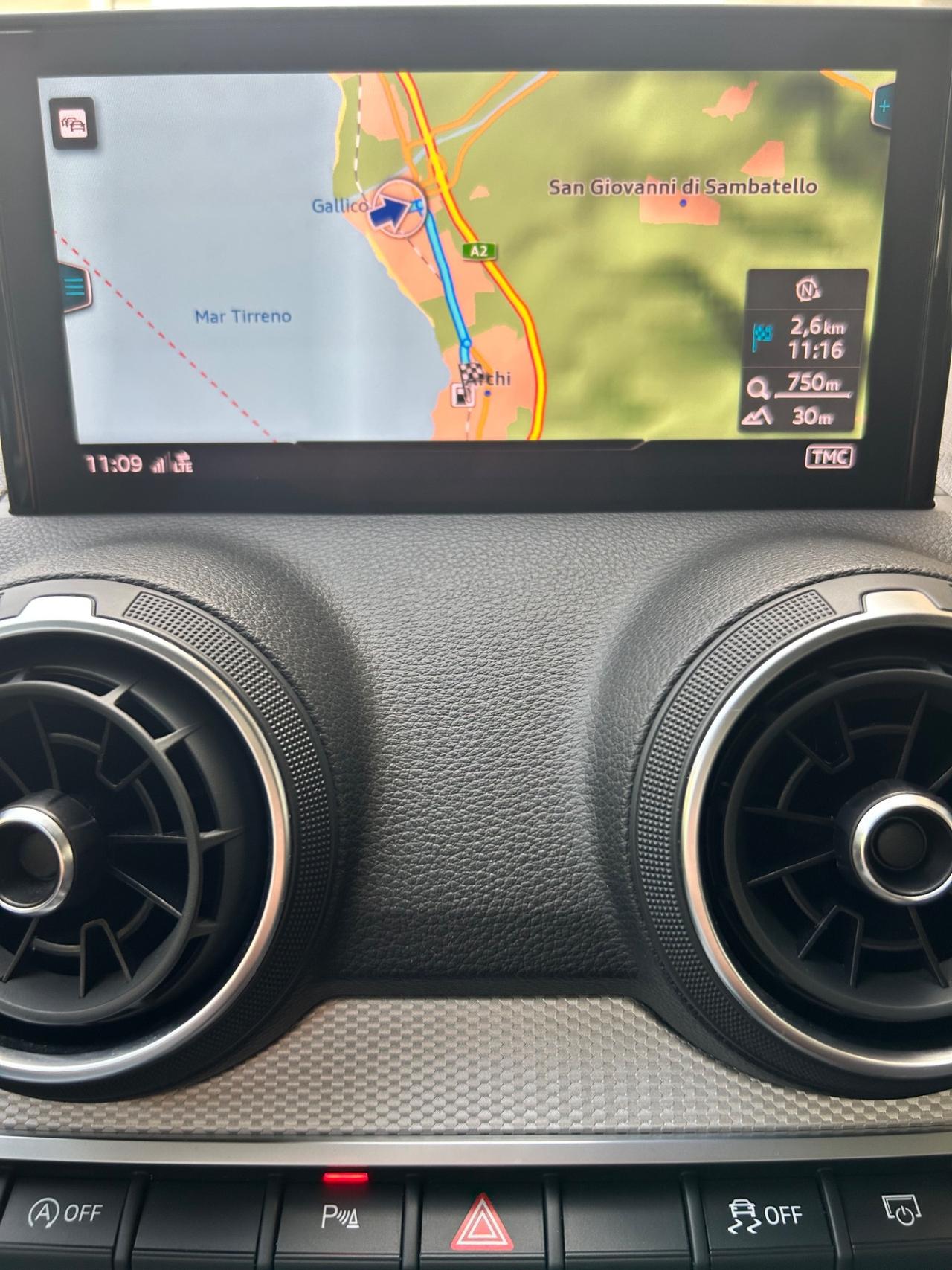 Audi Q2 35 TDI quattro S tronic Business