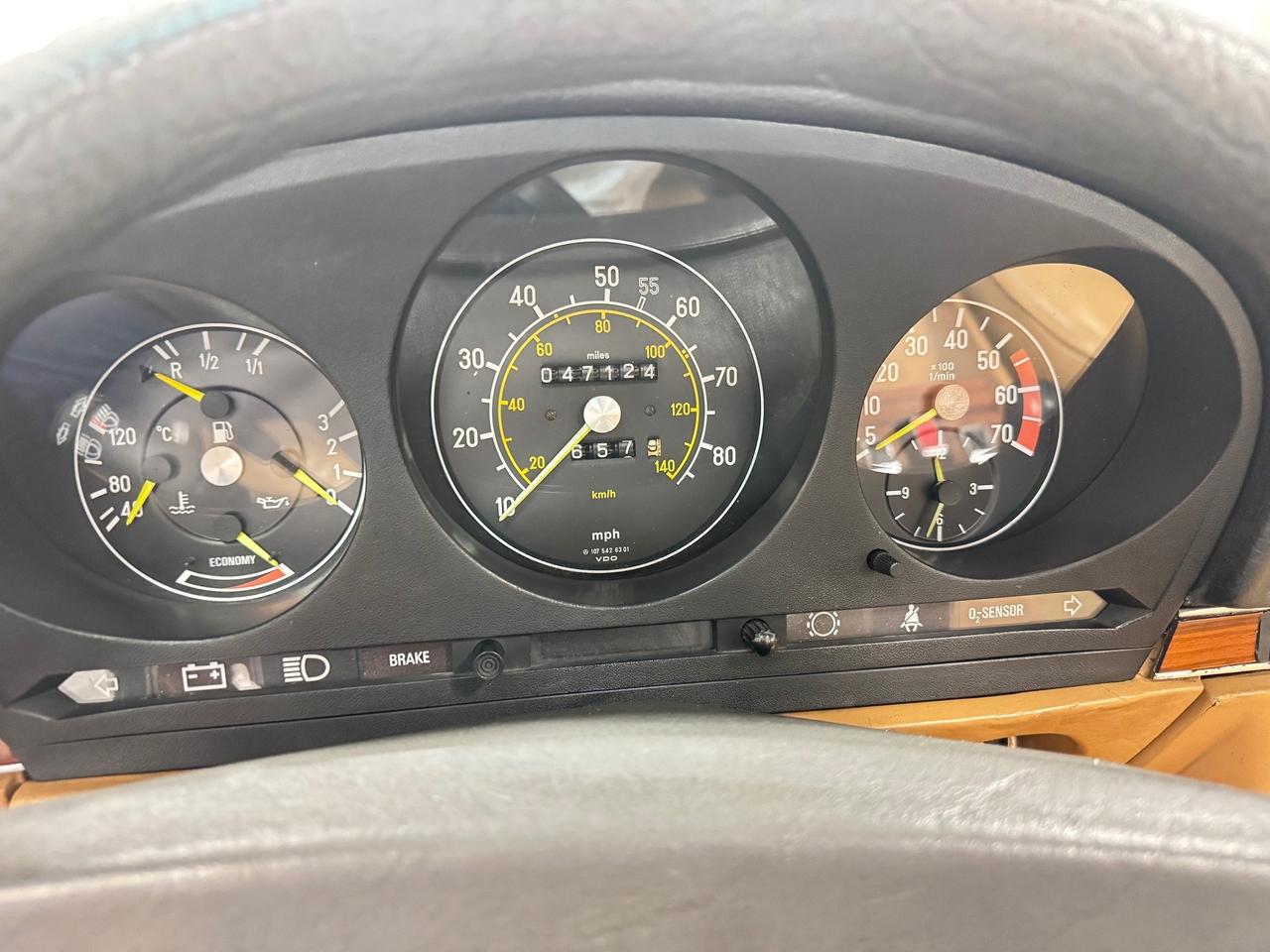Mercedes-Benz SL 380