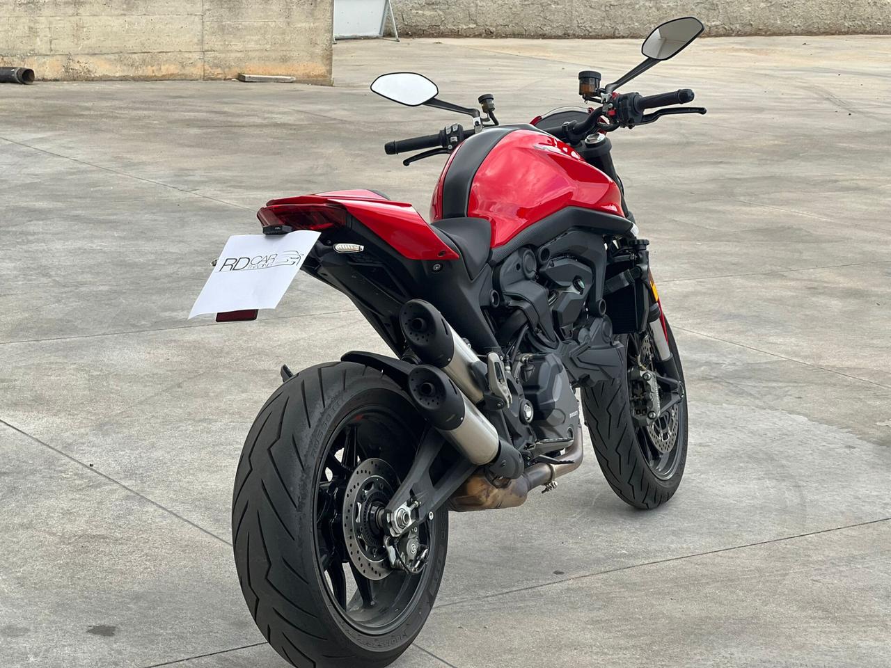 Ducati Monster 937 Plus