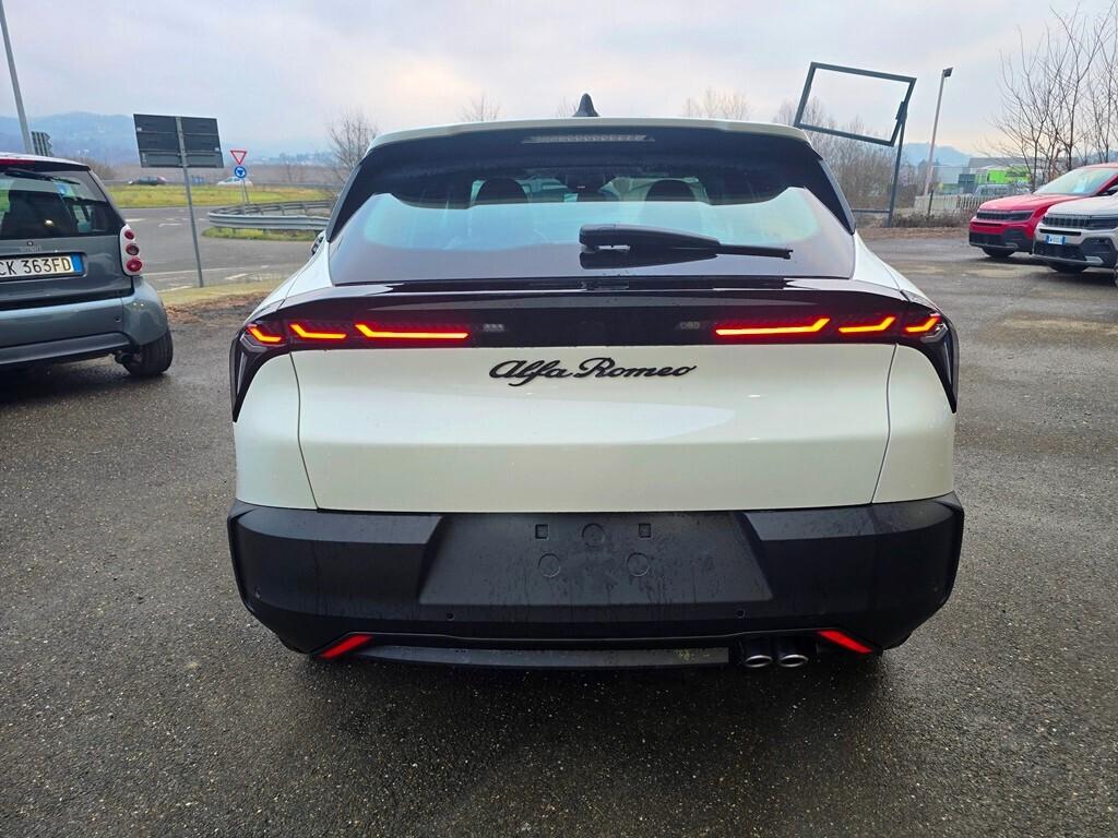 Alfa Romeo Junior 1.2 145 CV Hybrid eDCT6