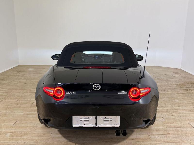 Mazda MX-5 1.5L Skyactiv-G Homura