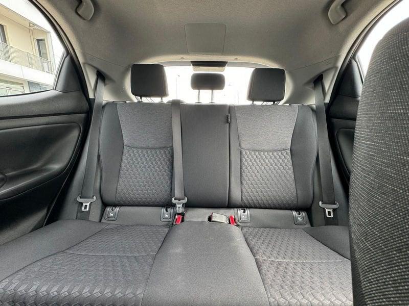 Toyota Yaris Hybrid Active MY22