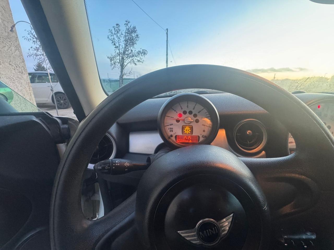 Mini 1.6 16V One (72kW)