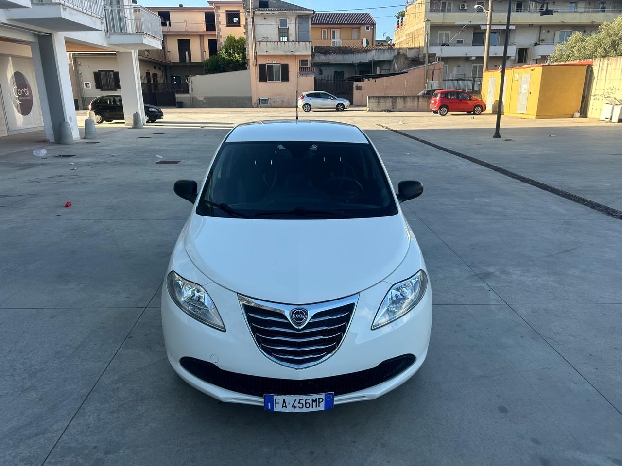 Lancia Ypsilon 1.2 69 CV 5 porte Elle