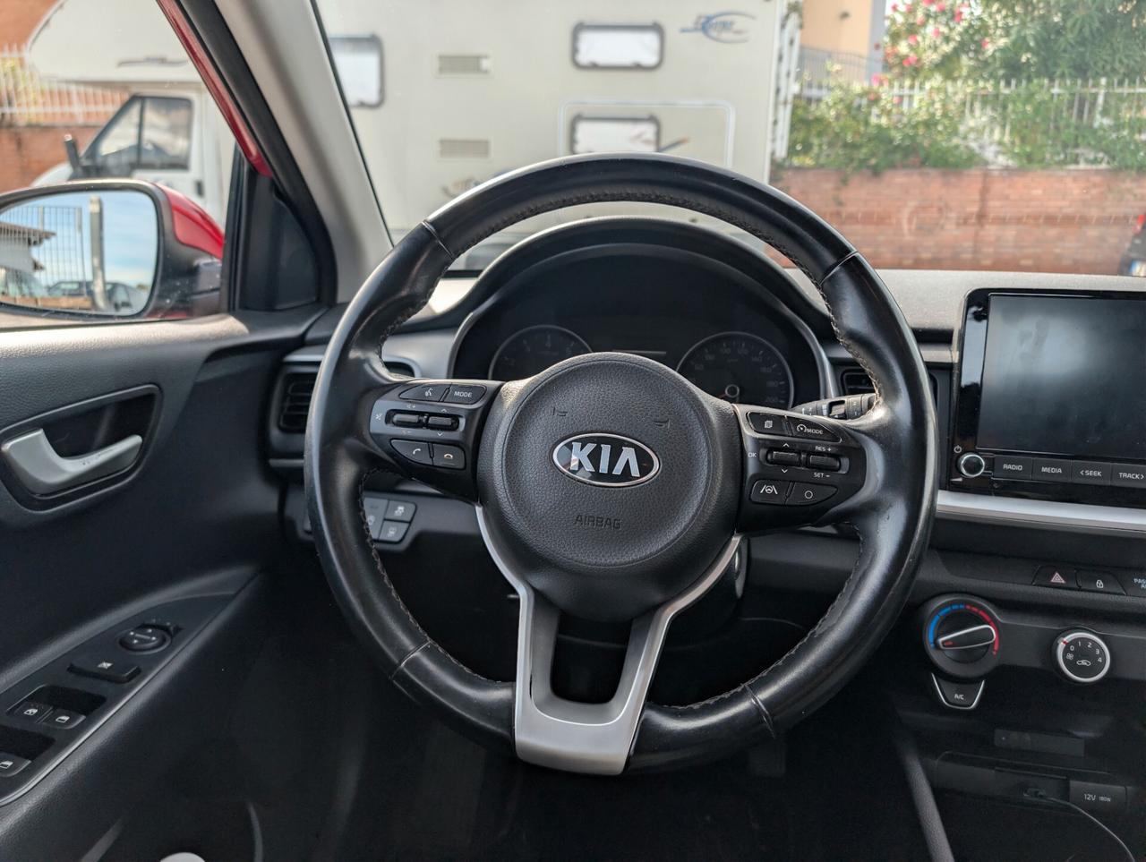 Kia Stonic 1.0 T-GDi 100 CV MHEV iMT GT Line
