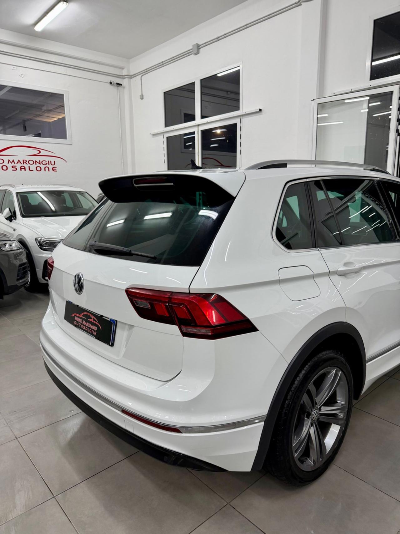 VW Tiguan 2.0 150 CV DSG R-Line FINANZIABILE