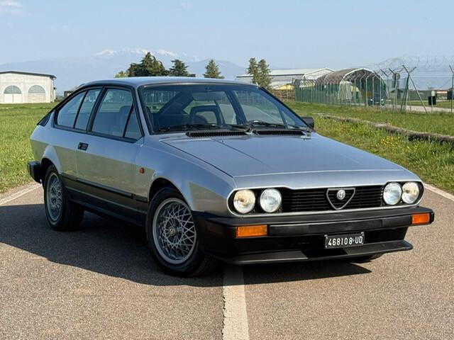Alfa Romeo Alfetta GTV 2.0 ASI BELLA!!!