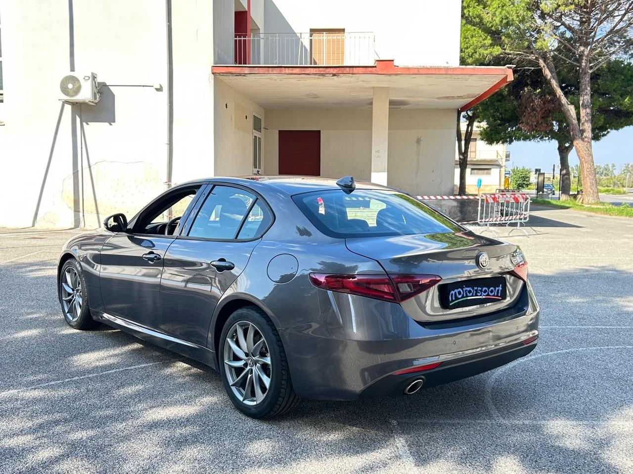 Alfa Romeo Giulia 2.2 Turbodiesel 160 CV AT8 Super