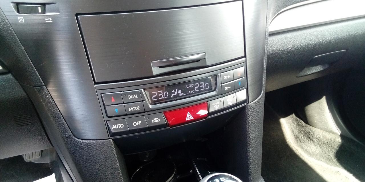 Subaru Legacy OUTBACK 2.0D Trend Leather