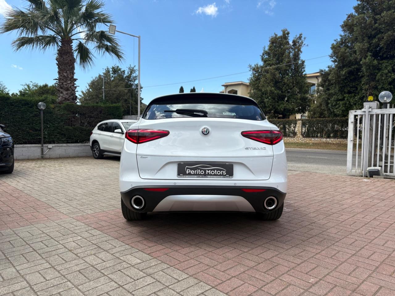 Alfa Romeo Stelvio 2.2 Turbodiesel 180 CV AT8 RWD Business