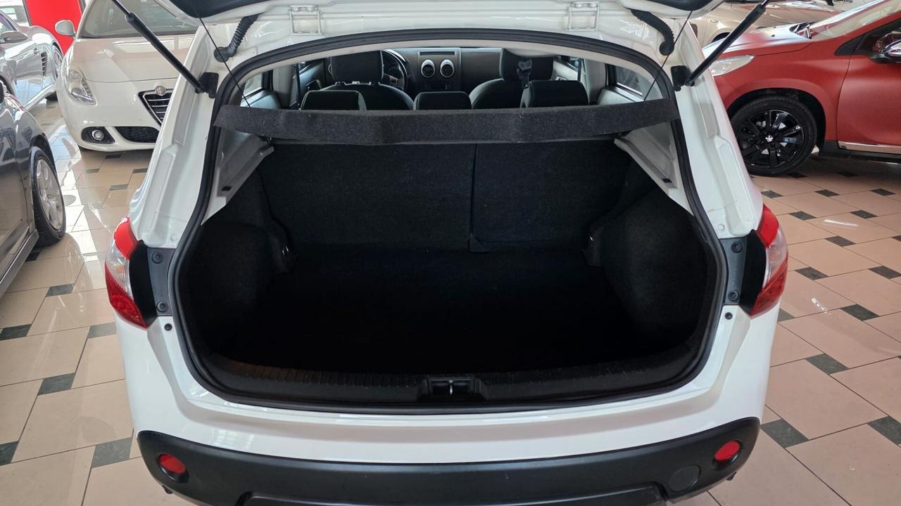 Nissan Qashqai 1.6 dCi DPF Tekna