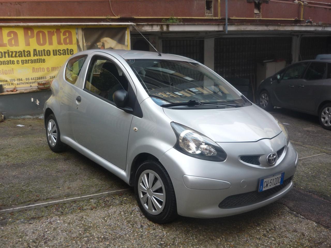 Toyota Aygo 1.0 12V VVT-i 3 porte Sol