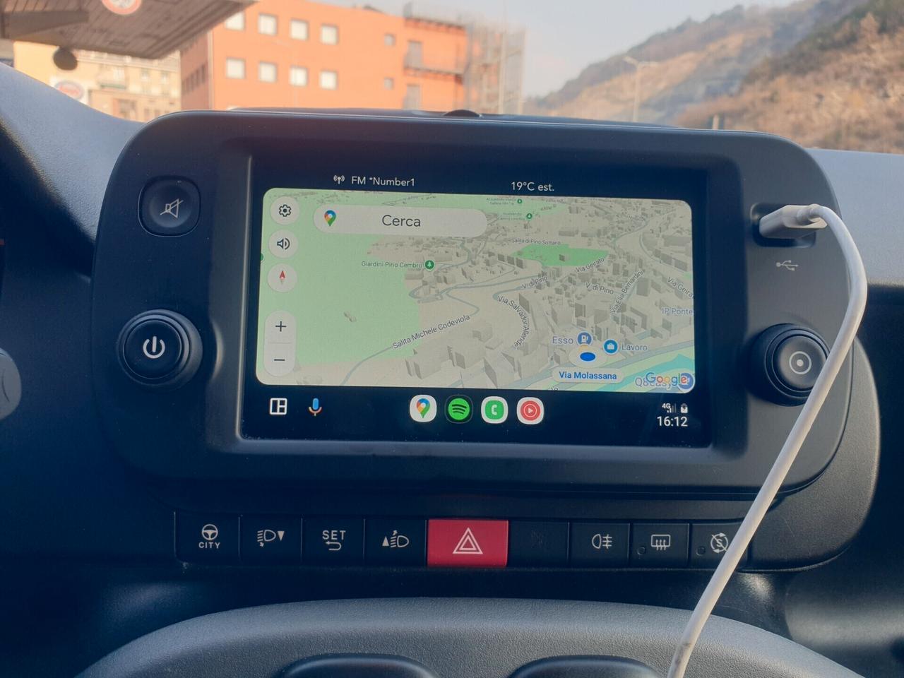 Fiat Panda 1.0 FireFly S&S Hybrid Sport grigio opaco