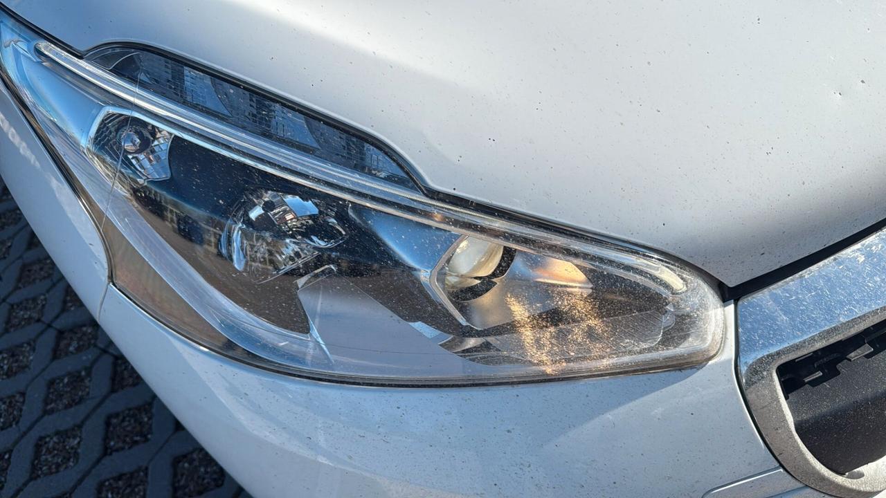 Peugeot 208 PureTech 82 5 porte Allure