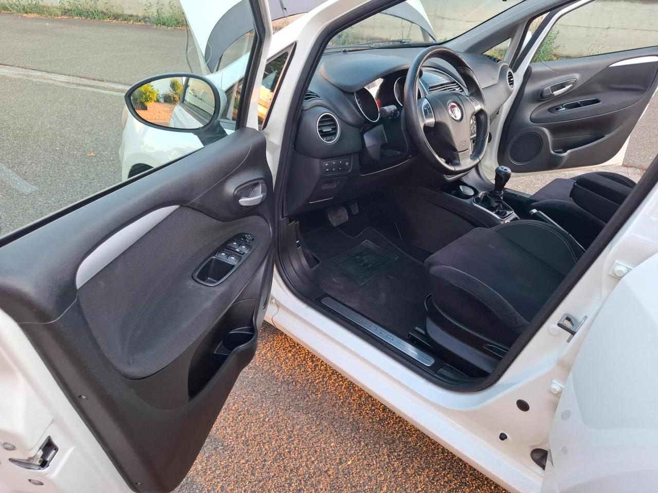 Fiat Grande Punto Grande Punto 1.4 5 porte S&S Dualogic Racing