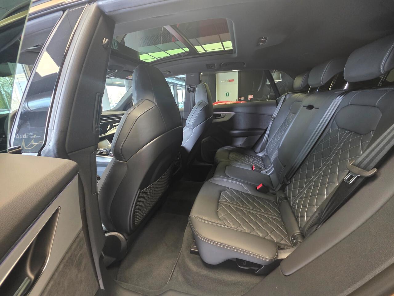Audi Q8 50 3.0 tdi mhev S line edition *MY2025