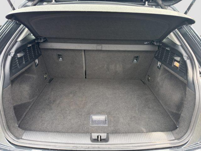 AUDI Q2 Q2 35 TFSI S tronic Business Advanced