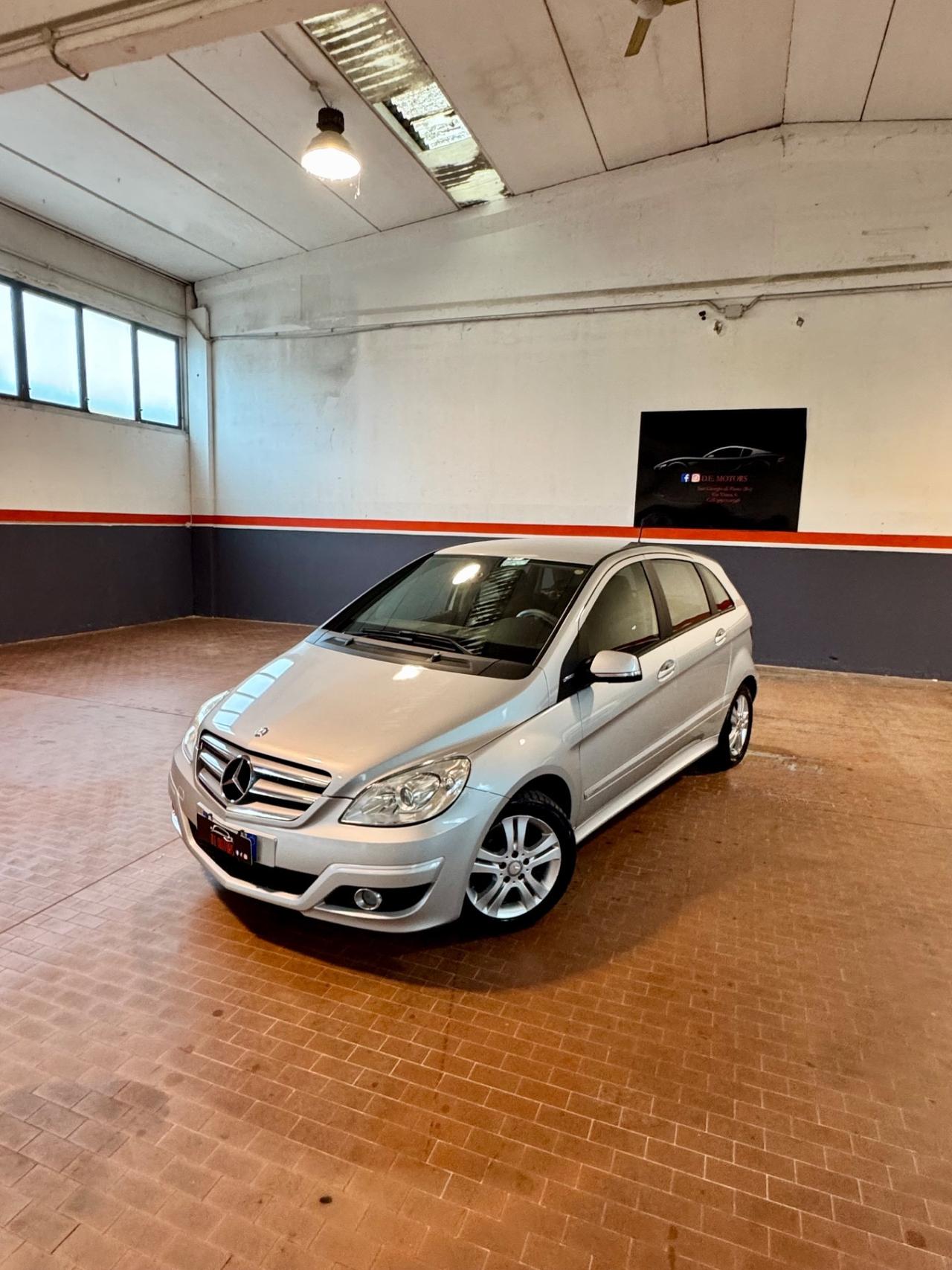 Mercedes-benz B 180 BlueEFFICIENCY Executive