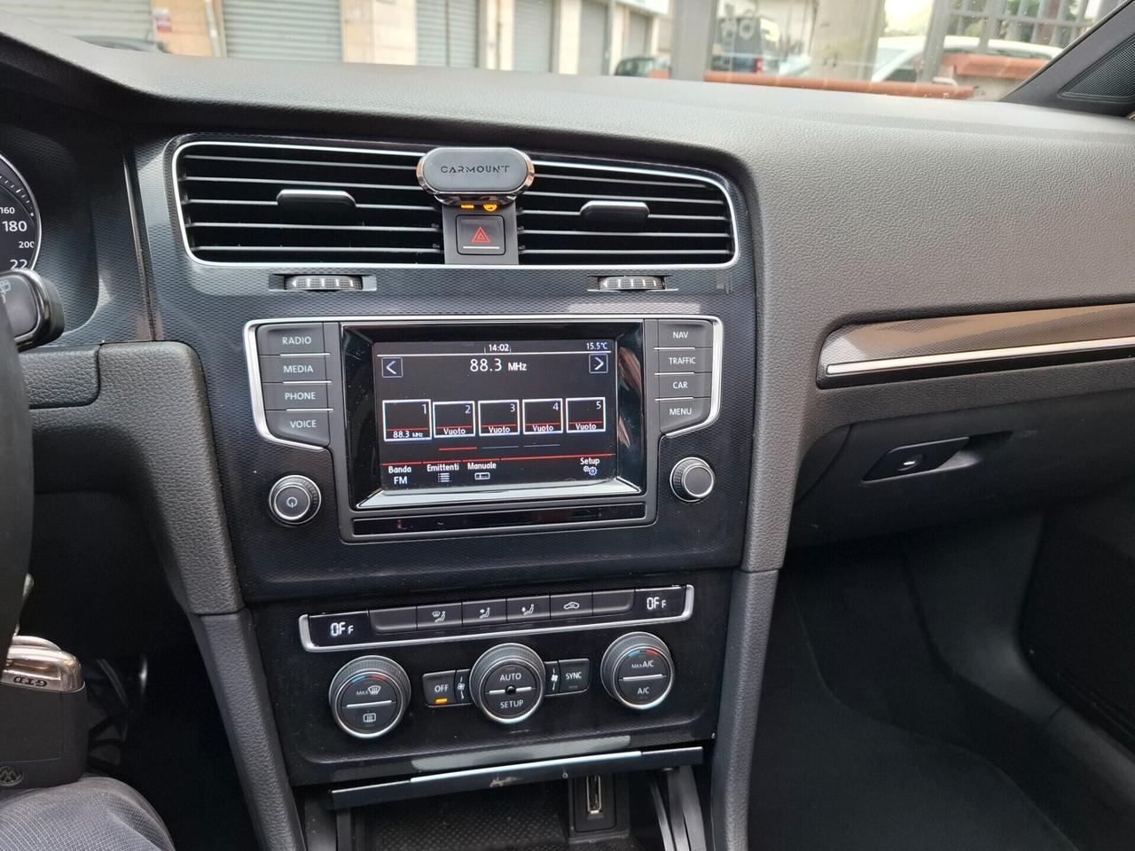 Volkswagen Golf - 2.0 TDI GTD PANO