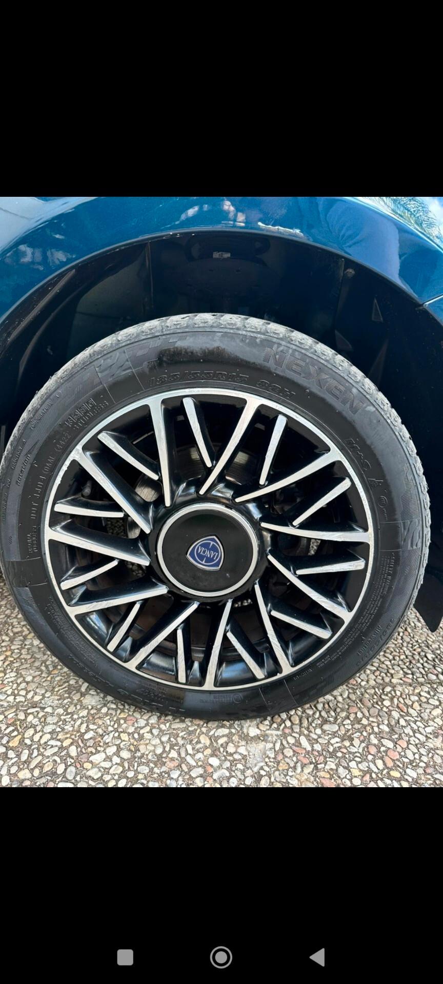 Lancia Ypsilon 1.2 69 CV GPL Ecochic - 2015