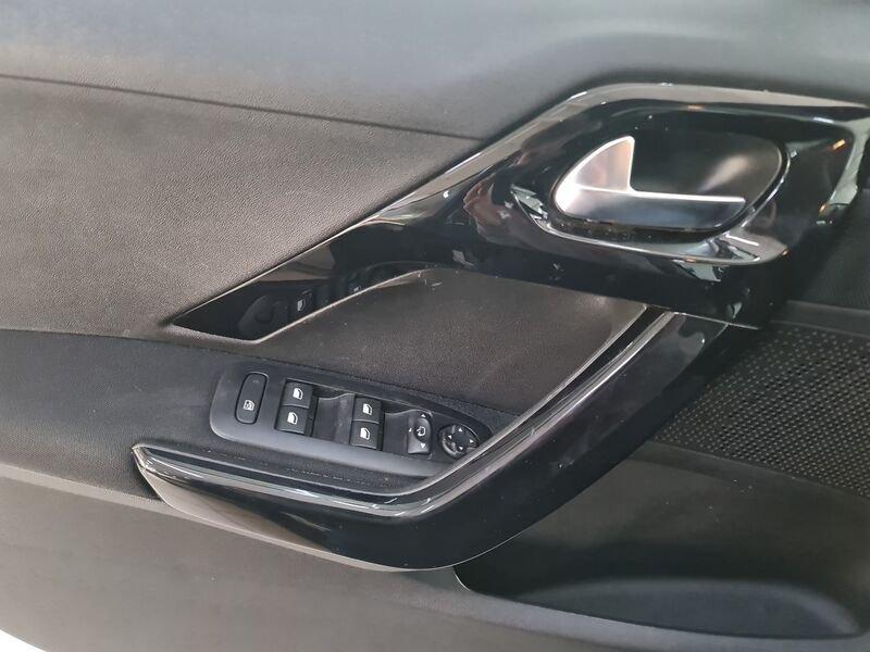 Peugeot 2008 PureTech 82 S&S Active