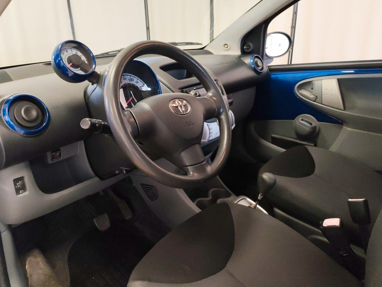 Toyota Aygo - FRIZIONE NUOVA + DISCHI E PASTIGLIE NUOVI !!!