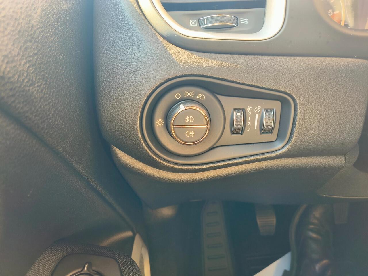 Jeep Renegade 1.6 Mjt 120 CV Longitude