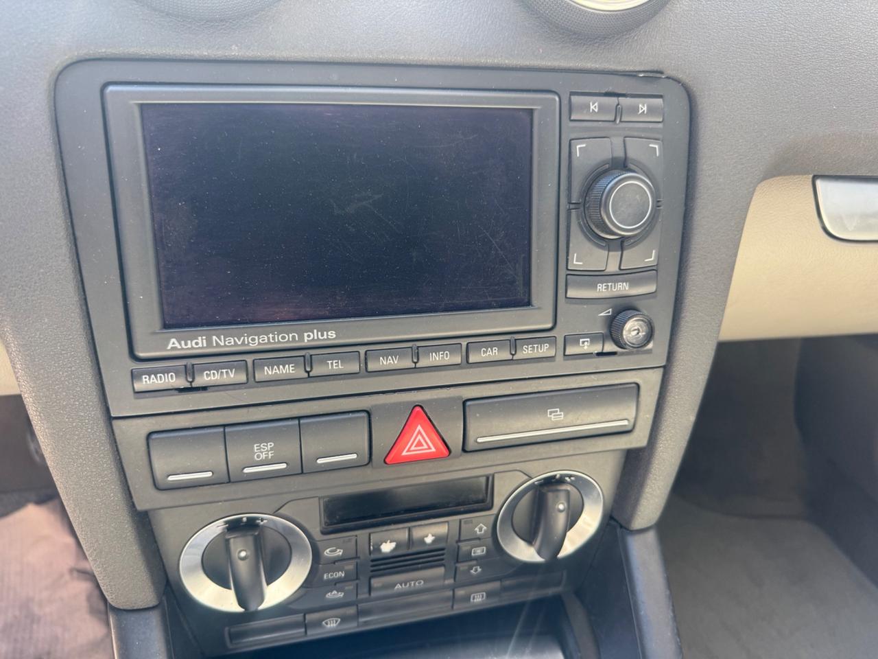 Audi A3 SPB 2.0 16V TDI quattro Ambition con tetto navi pelle
