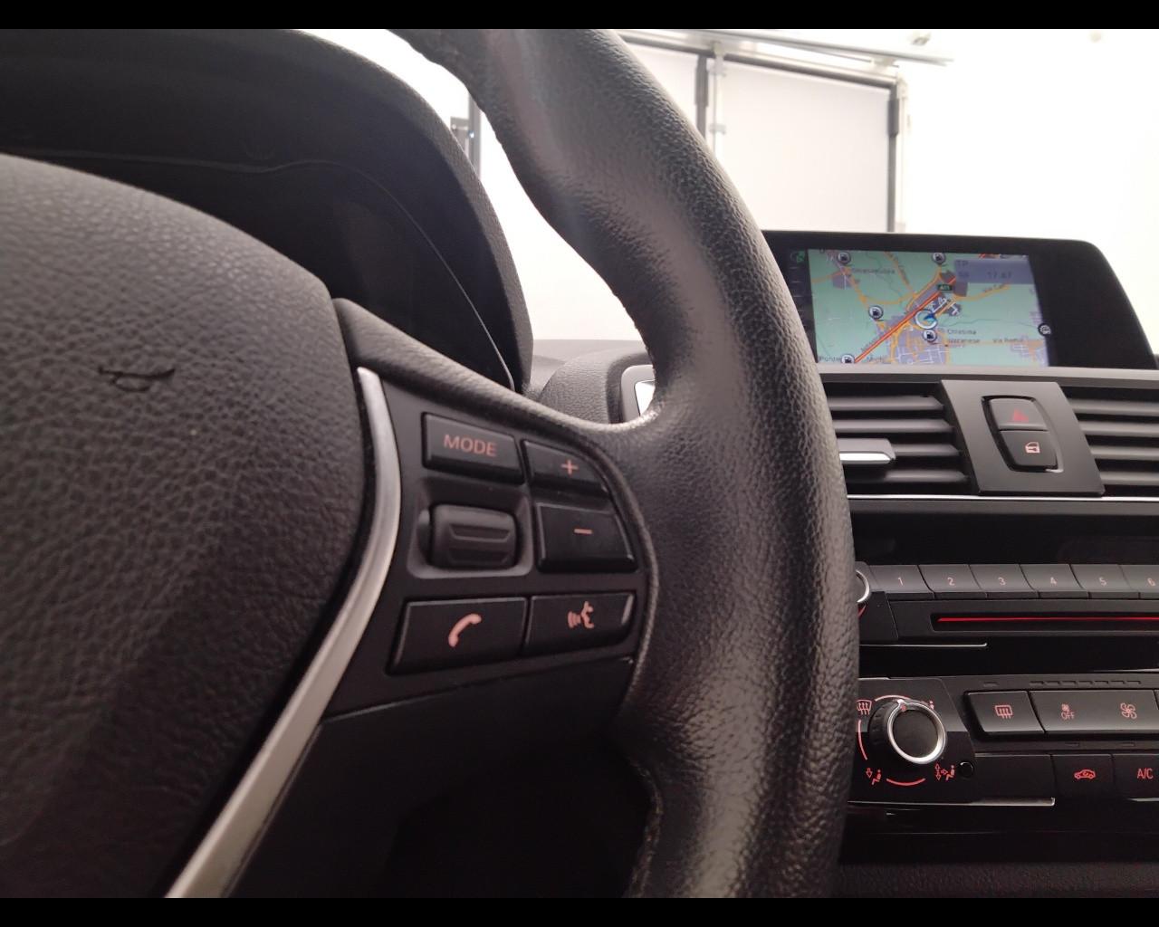 BMW Serie 2 F23 Cabrio - 218d Cabrio Sport auto