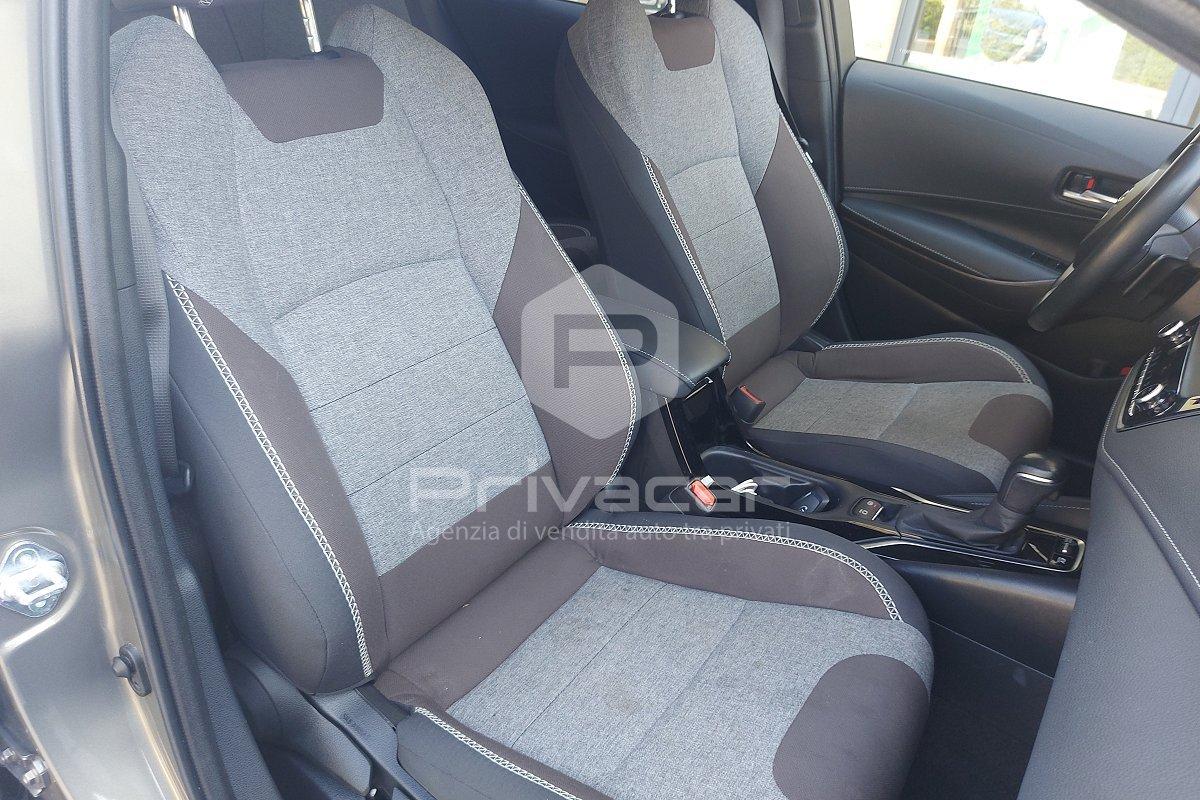 TOYOTA Corolla Touring Sports 2.0 Hybrid TREK