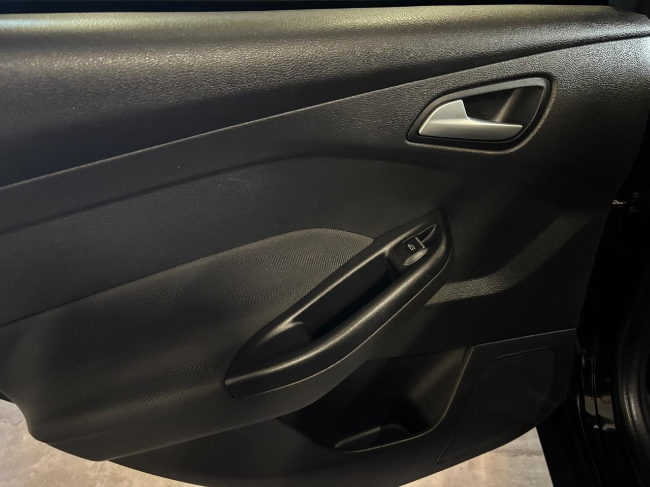 Ford Focus 1.6 TDCi BERLINA |OK NEOPATENTATI|